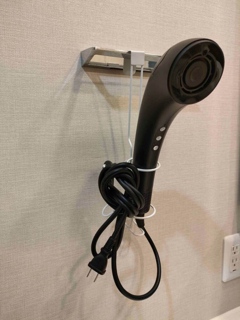 本体の形が真っ直ぐで保管に困った